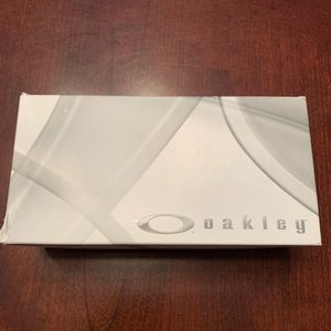 *BRAND NEW* Oakley Women’s Polarized Sunglasses